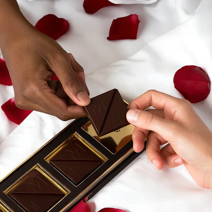 The Snooch Couple Chocolate